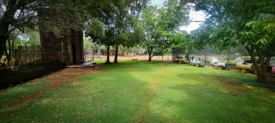 Commercial Property for Sale in Broederstroom North West